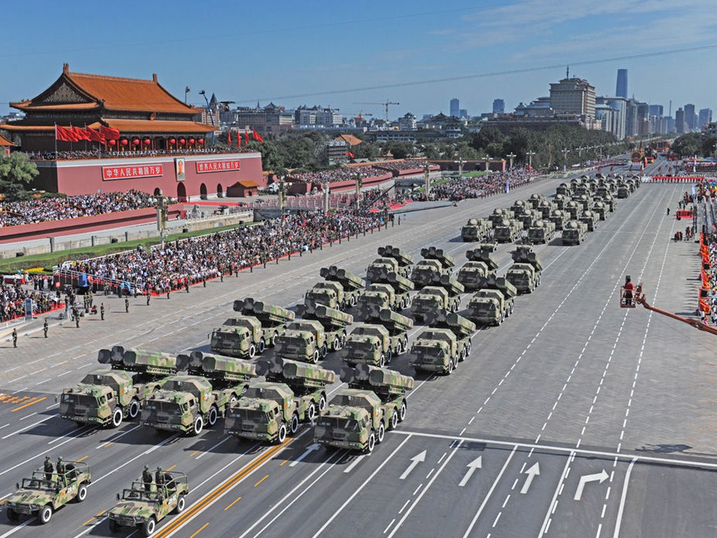 National Day military parade weapons wallpaper #27 - 1024x768
