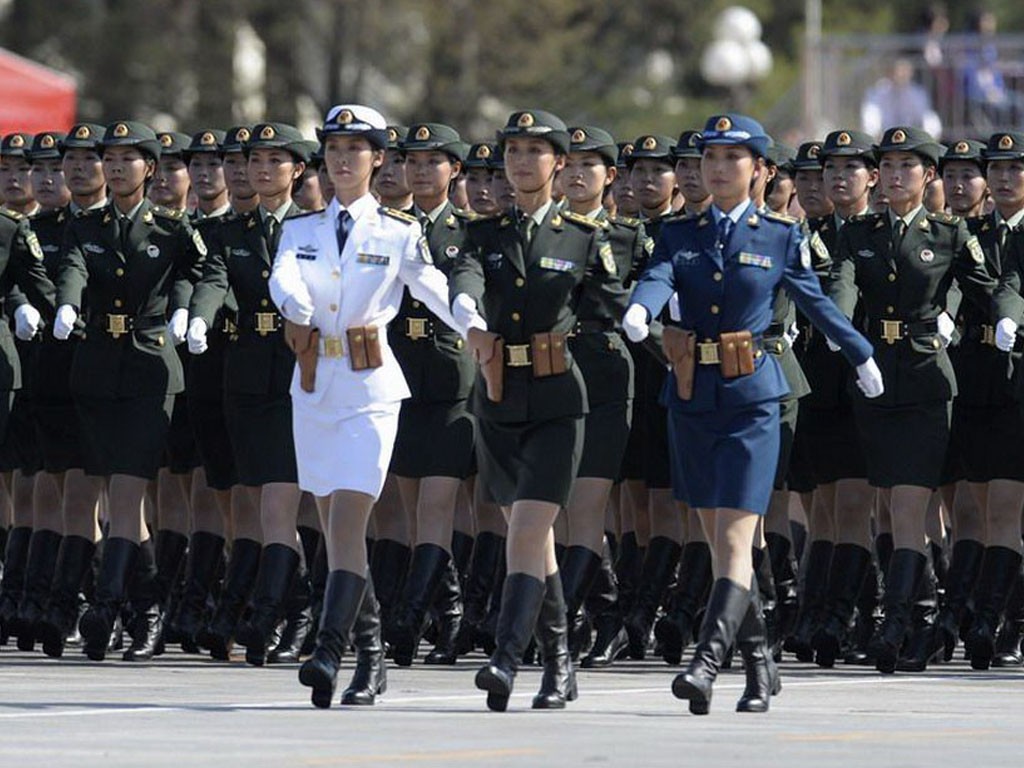 National Day military parade on the 60th anniversary of female wallpaper #21 - 1024x768