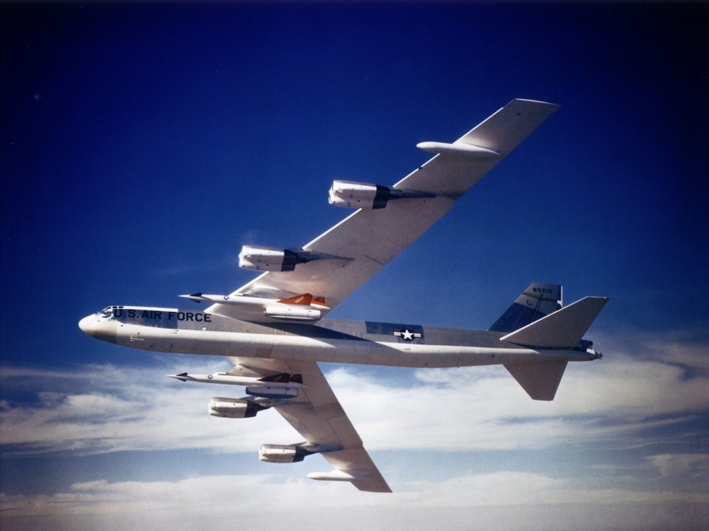 B-52 strategic bombers #14 - 1024x768
