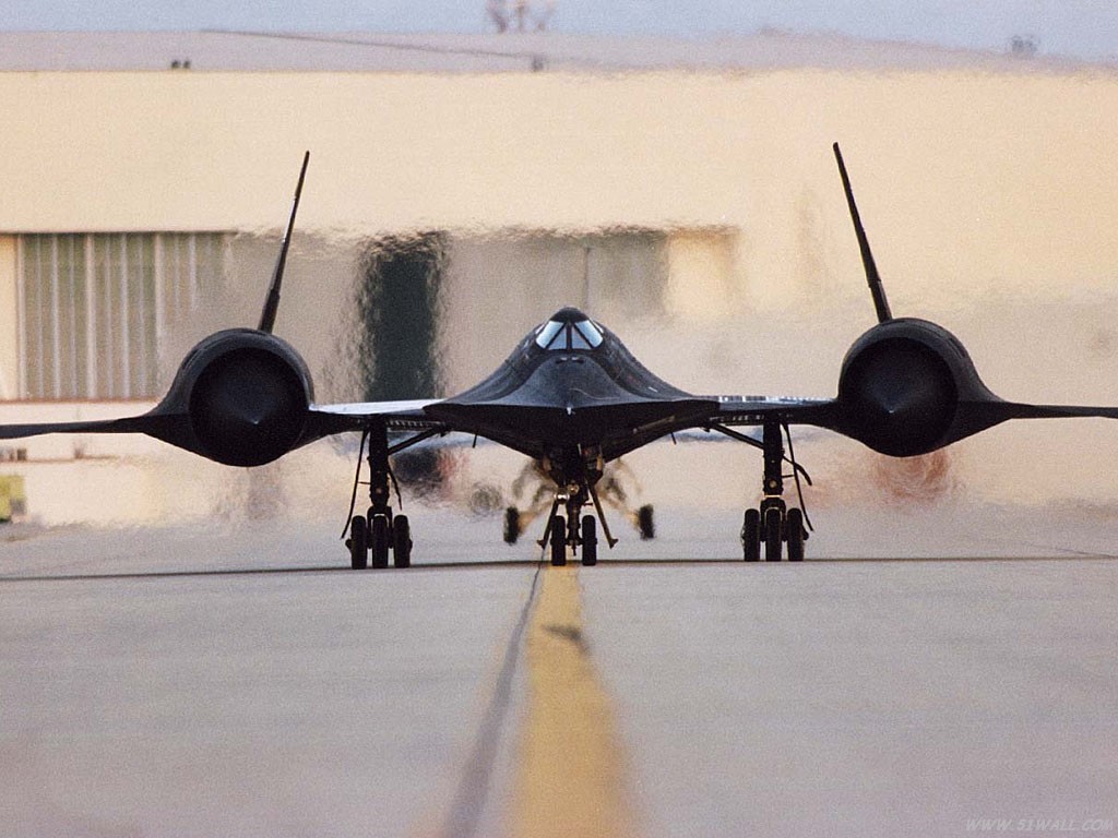 SR-71 Blackbird разведывательный самолет обои #10 - 1024x768