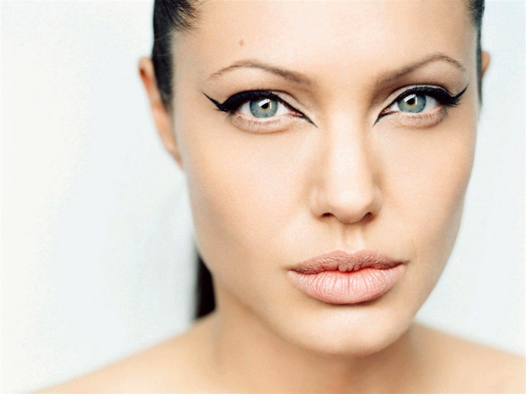 Angelina Jolie fond d'écran #15 - 1024x768