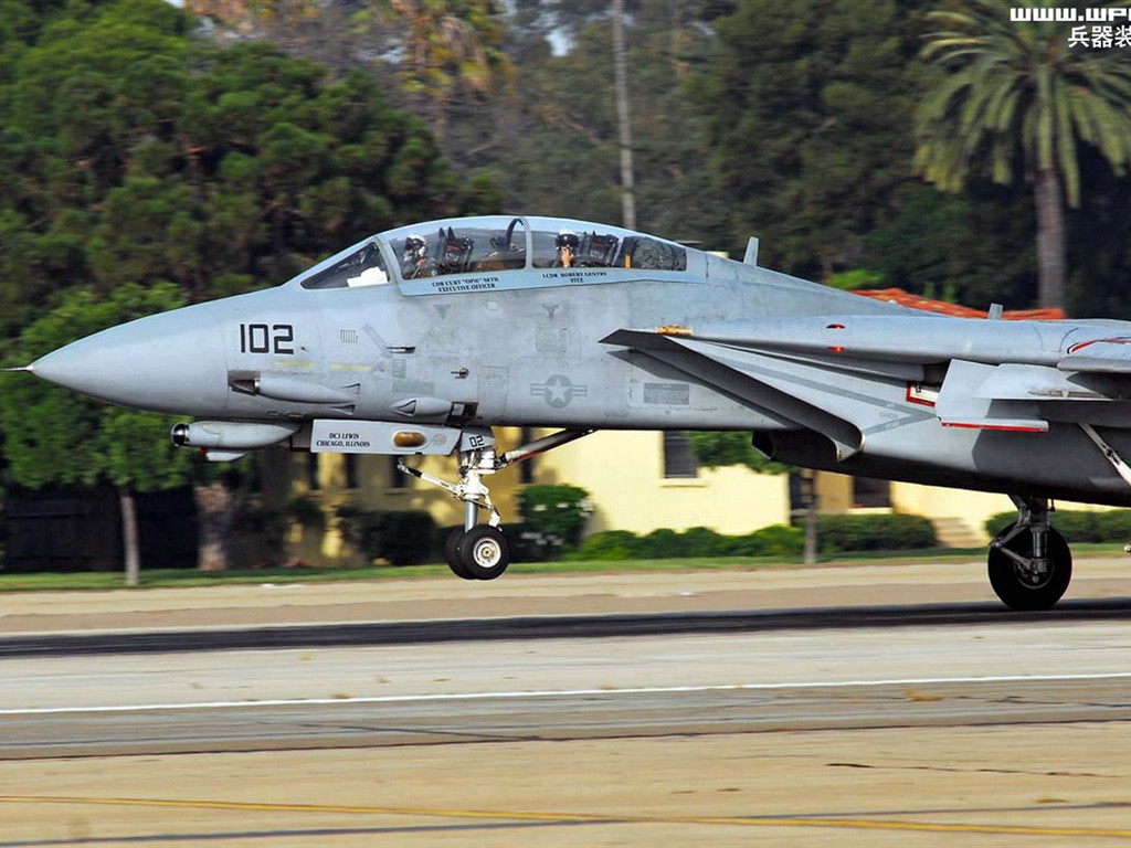 U. S. Navy F14 Tomcat bojovník #35 - 1024x768