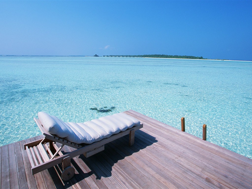 ciel bleu de l'eau aux Maldives et #13 - 1024x768