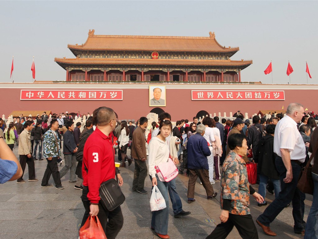 prohlídka Pekingu - na náměstí Nebeského klidu (GGC práce) #12 - 1024x768