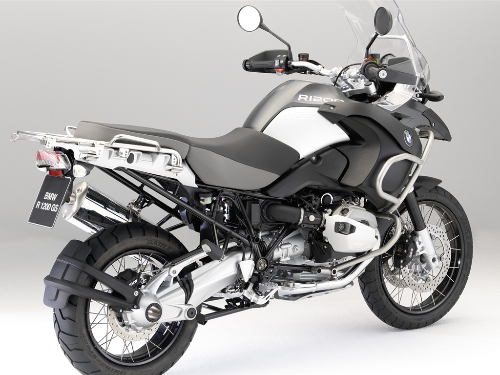 2010 fondos de pantalla de la motocicleta BMW #30 - 1024x768