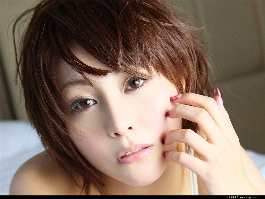 Japonesa Asami Kumakiri hermoso fondo de pantalla #1 - 1024x768