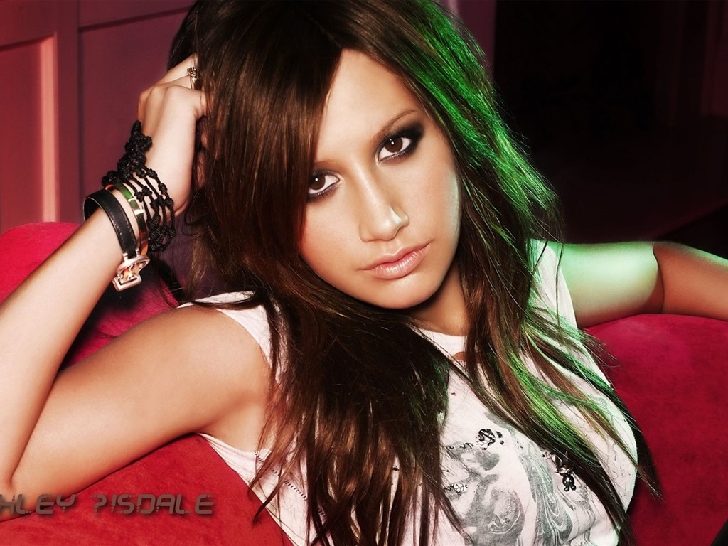 Ashley Tisdale 阿什丽·提斯代尔 美女壁纸(一)1 - 1024x768