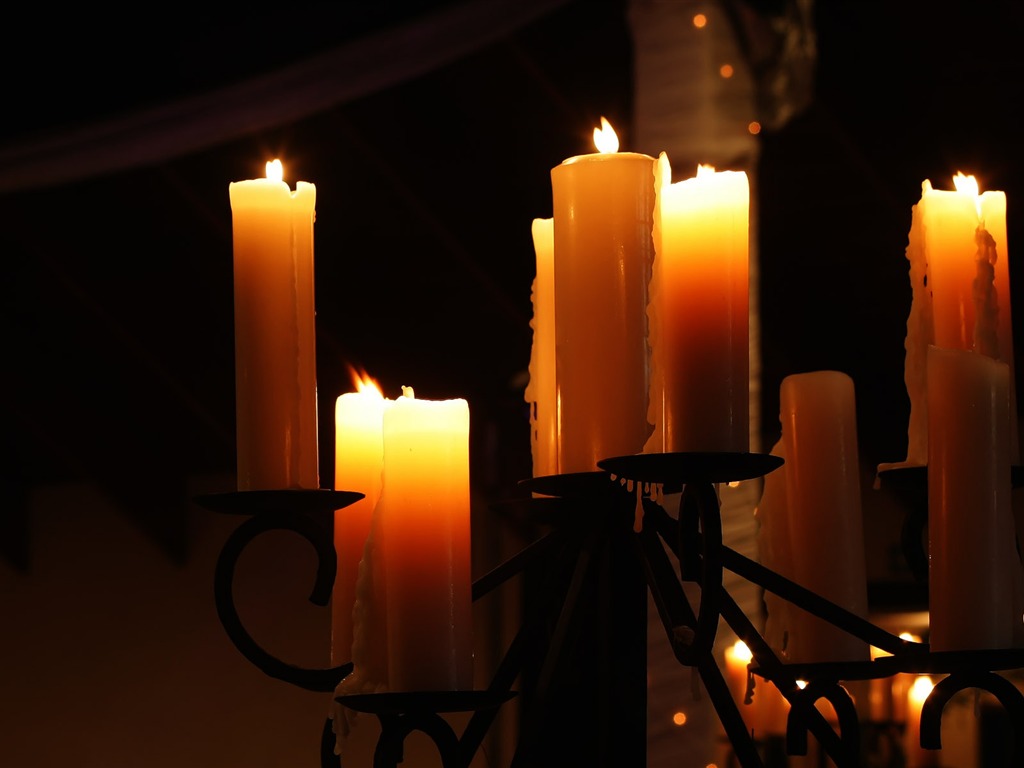 Candlelit wallpaper (3) #3 - 1024x768