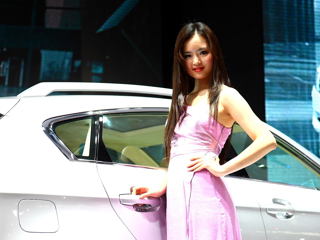 Peking Auto Show (a daleko práce) #4 - 1024x768