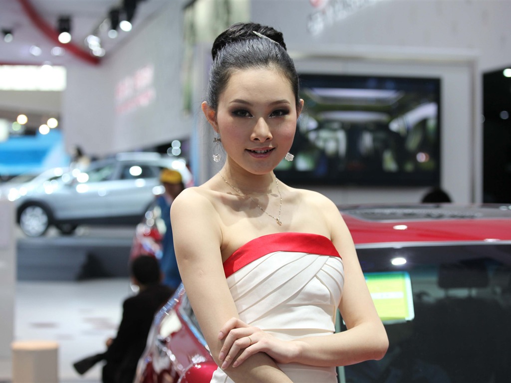 2010 v Pekingu Mezinárodním autosalonu krása (2) (vítr honí mraky práce) #39 - 1024x768