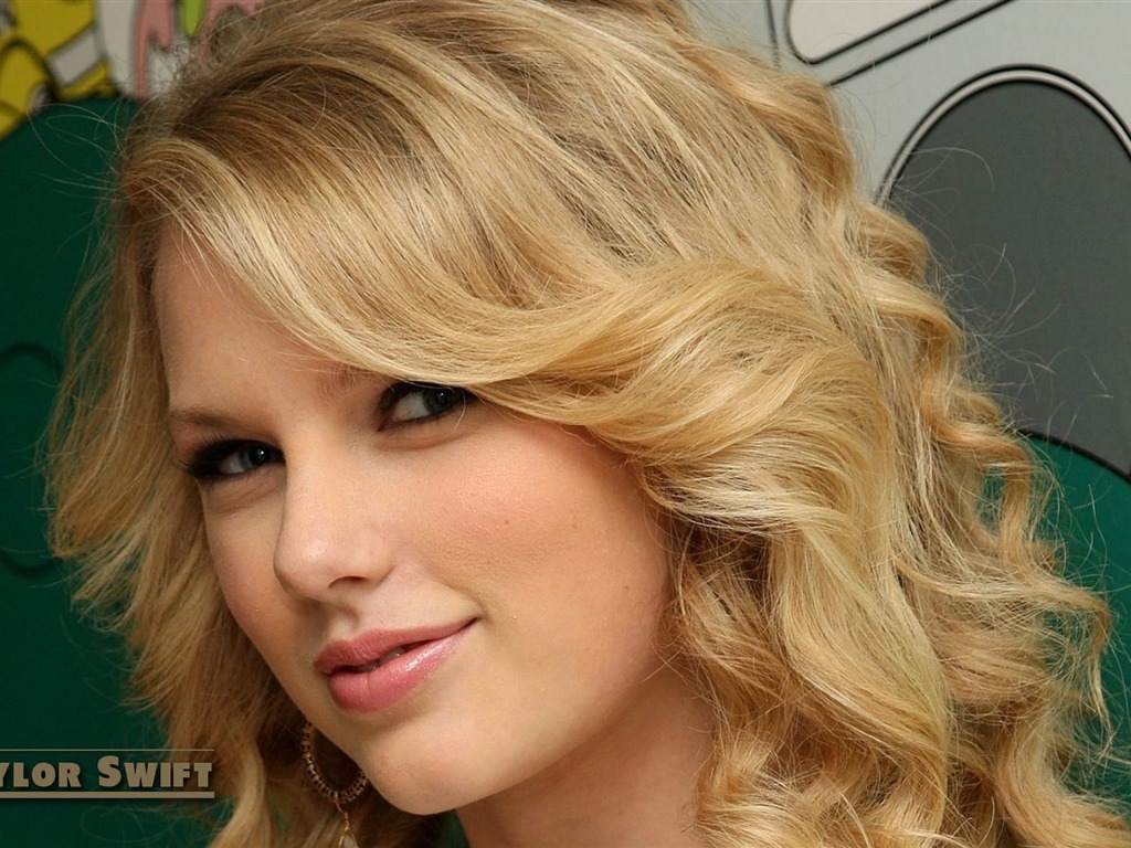 Taylor Swift beau fond d'écran #7 - 1024x768