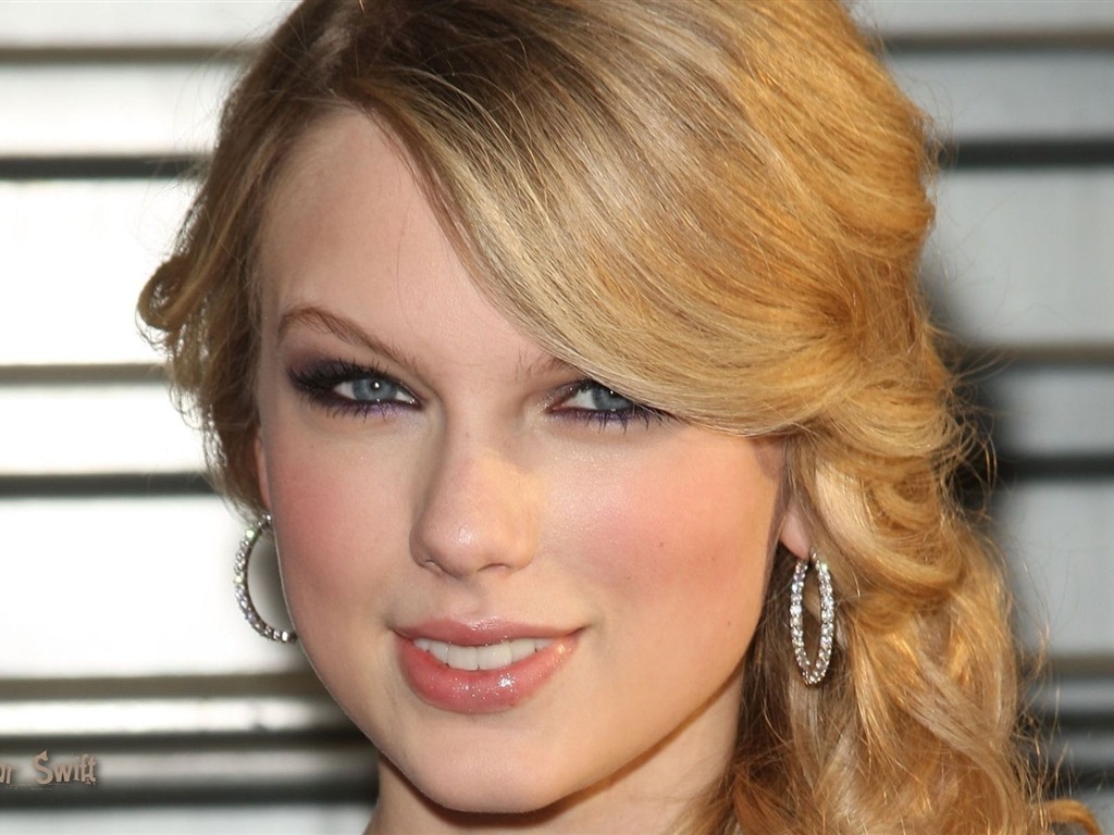 Taylor Swift beau fond d'écran #16 - 1024x768