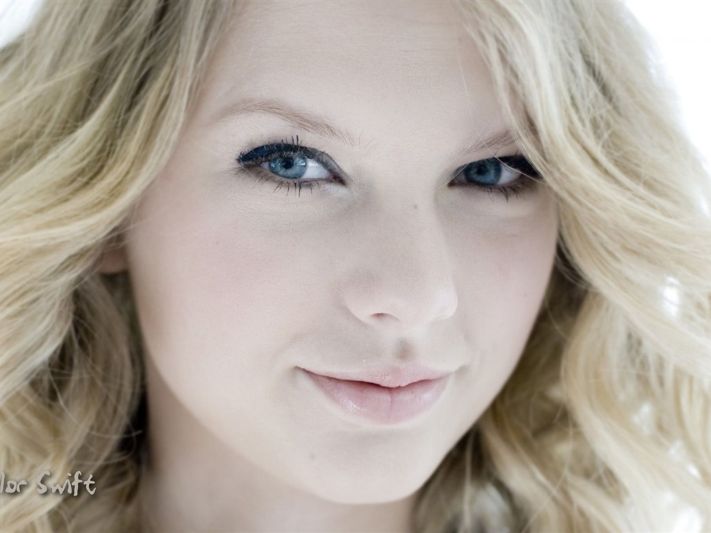 Taylor Swift krásnou tapetu #34 - 1024x768
