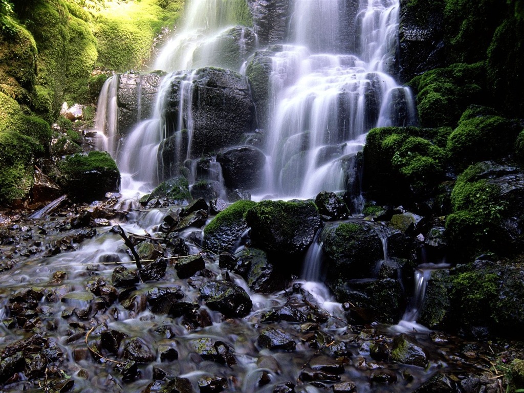 Waterfall streams wallpaper (3) #12 - 1024x768