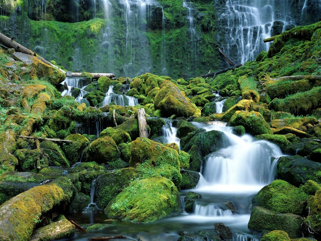 Waterfall streams wallpaper (3) #13 - 1024x768