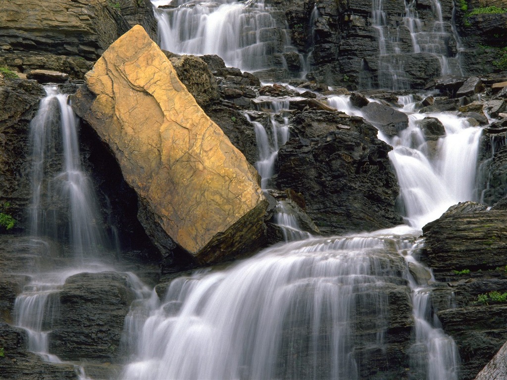Waterfall streams wallpaper (5) #20 - 1024x768