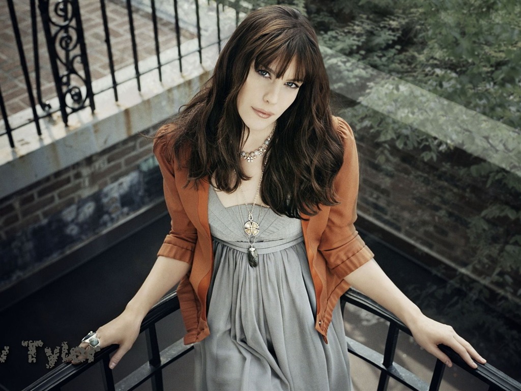 Liv Tyler hermoso fondo de pantalla #3 - 1024x768