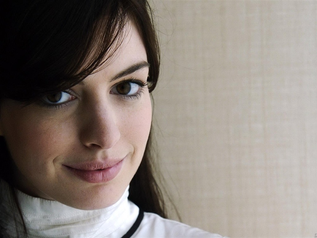 Anne Hathaway beau fond d'écran (2) #4 - 1024x768