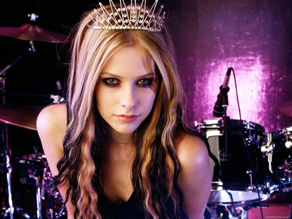 Avril Lavigne 艾薇儿·拉维妮 美女壁纸(三)1 - 1024x768