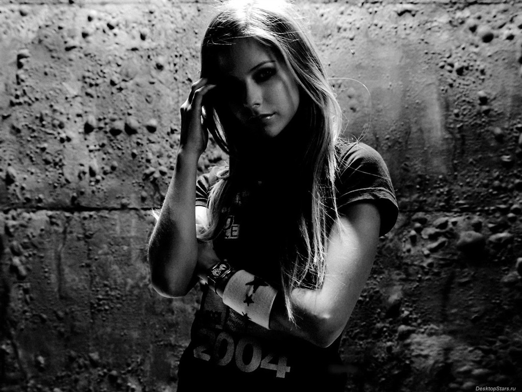 Avril Lavigne 艾薇儿·拉维妮 美女壁纸(三)9 - 1024x768