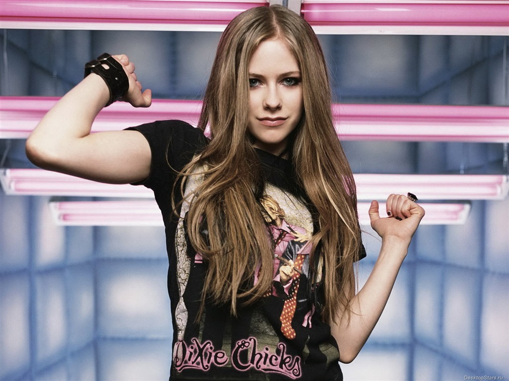 Avril Lavigne 艾薇儿·拉维妮 美女壁纸(三)14 - 1024x768