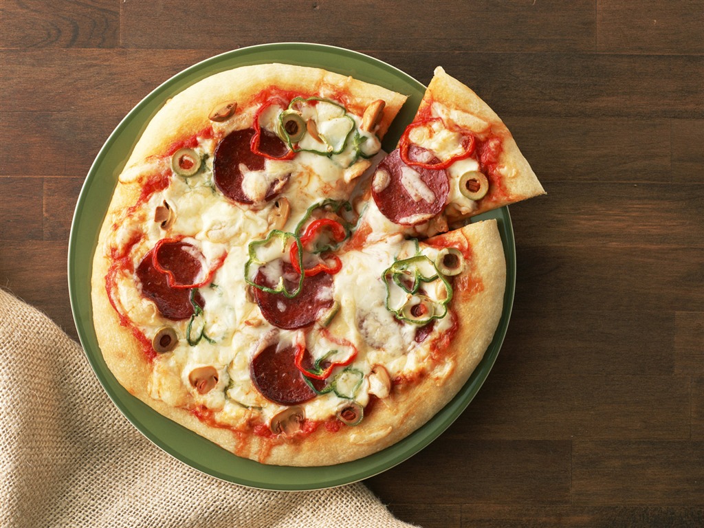 Pizza Food Wallpaper (1) #9 - 1024x768