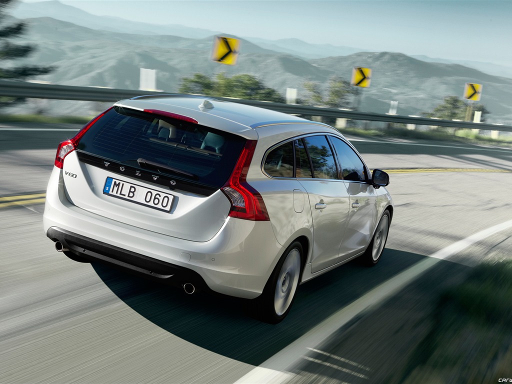 Volvo V60 - 2010 HD Wallpaper #16 - 1024x768