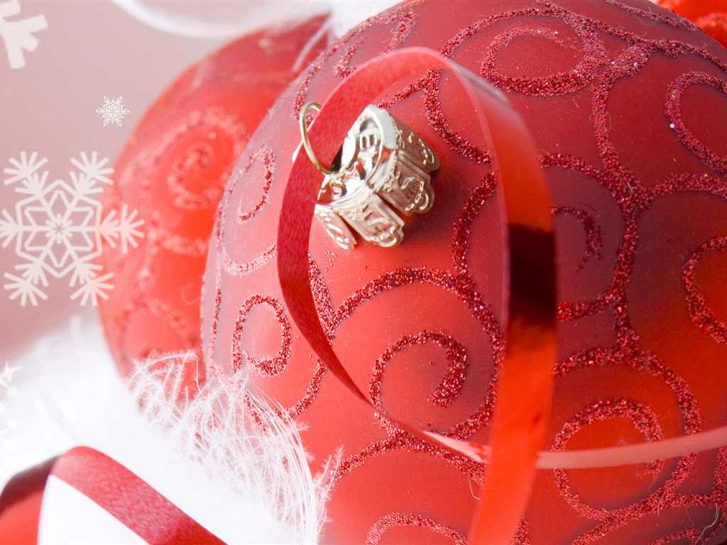 Christmas balls wallpaper (1) #4 - 1024x768