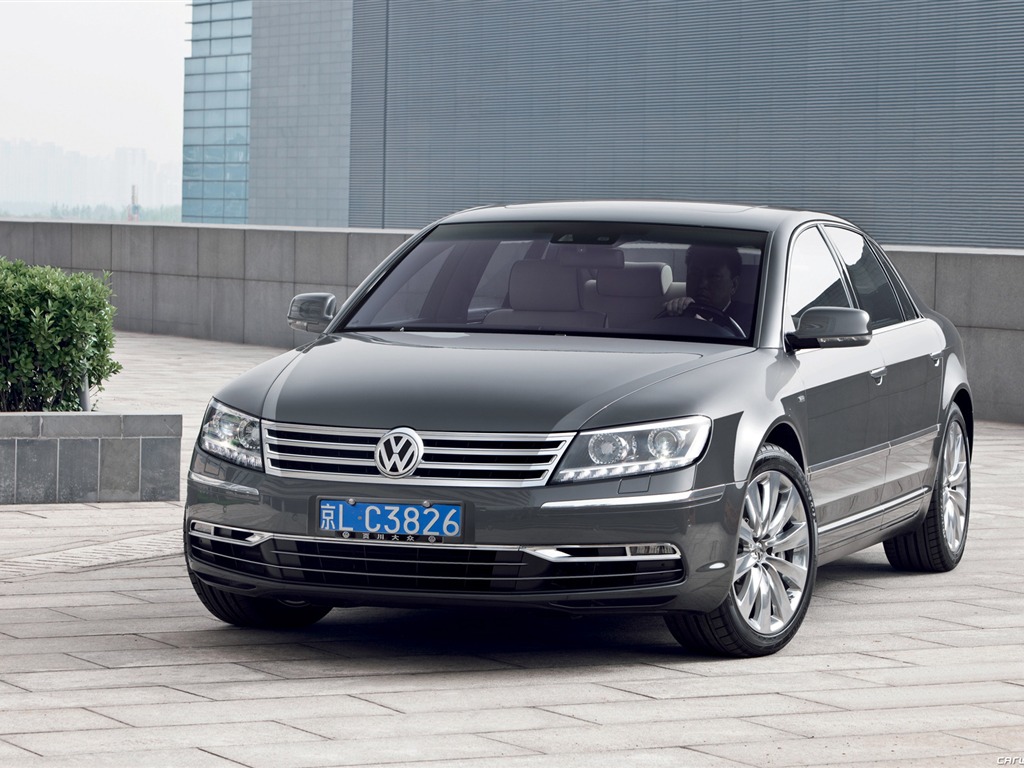 Volkswagen Phaeton W12 длинная колесная база - 2010 HD обои #7 - 1024x768