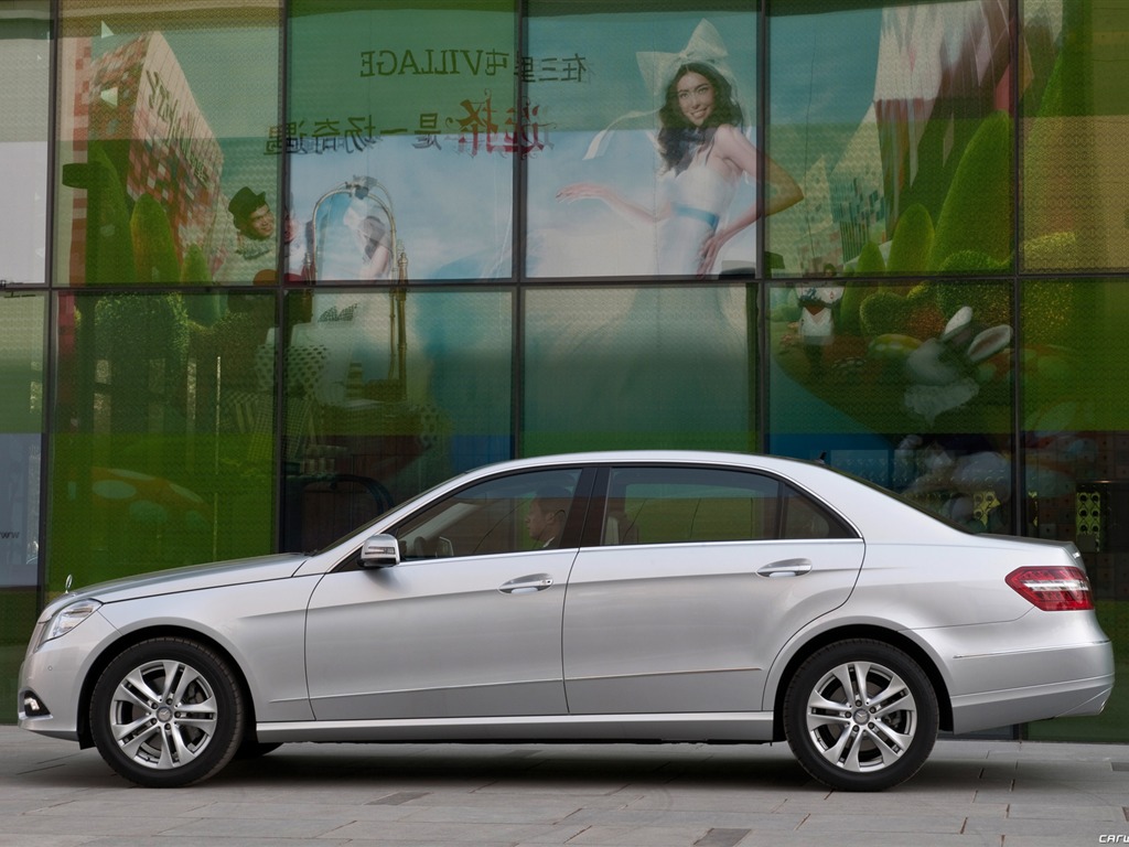Mercedes-Benz E-Class Long Version - 2010 HD wallpaper #6 - 1024x768
