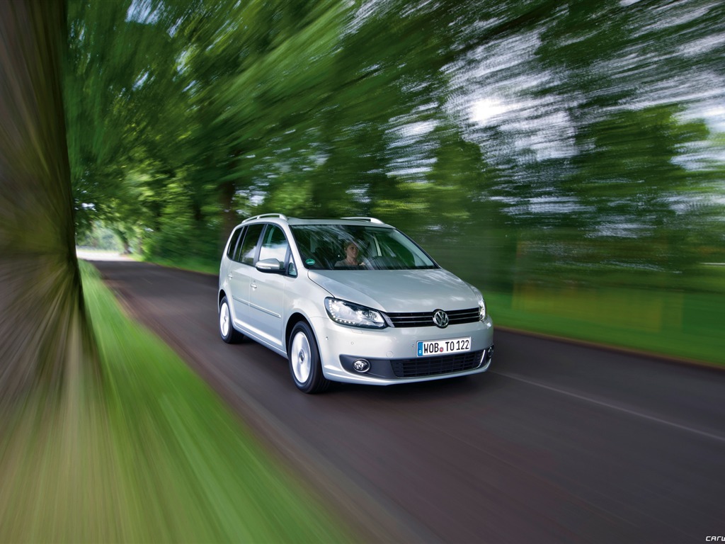 Volkswagen Touran TDI - 2010 fonds d'écran HD #5 - 1024x768