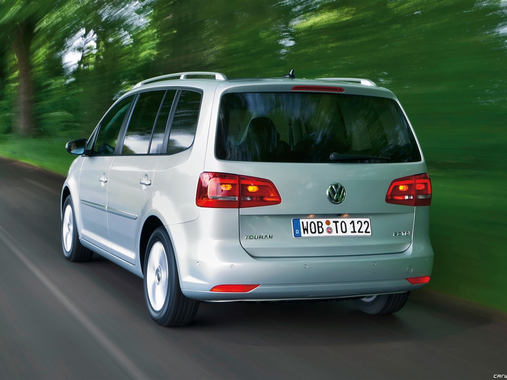 Volkswagen Touran TDI - 2010 fonds d'écran HD #8 - 1024x768