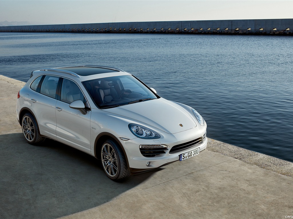 Porsche Cayenne S Hybrid - 2010 HD wallpaper #7 - 1024x768