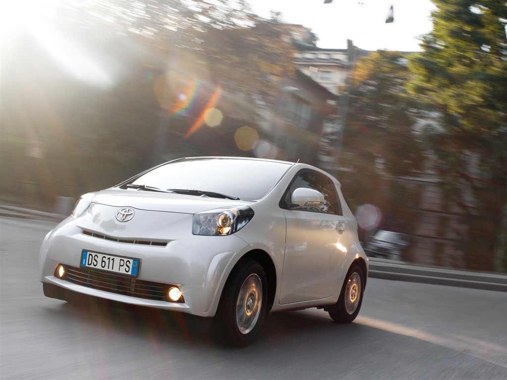 Toyota iQ - 2009 HD Wallpaper (1) #11 - 1024x768