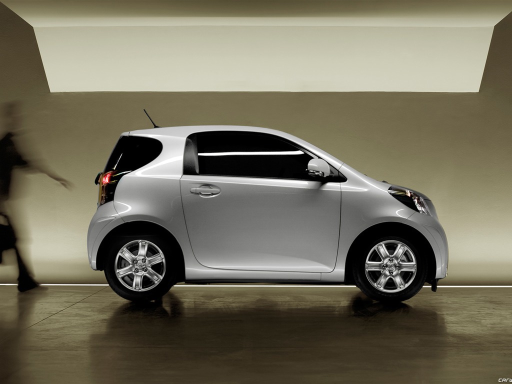 Toyota iQ - 2009 HD Wallpaper (2) #2 - 1024x768