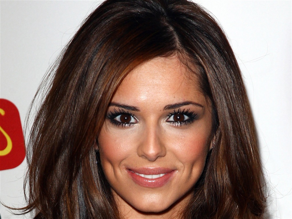 Cheryl Cole beau fond d'écran #29 - 1024x768