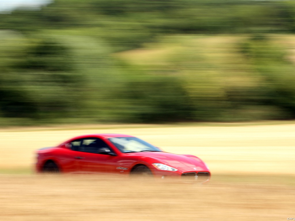 Maserati GranTurismo - 2010 fondos de escritorio de alta definición #5 - 1024x768