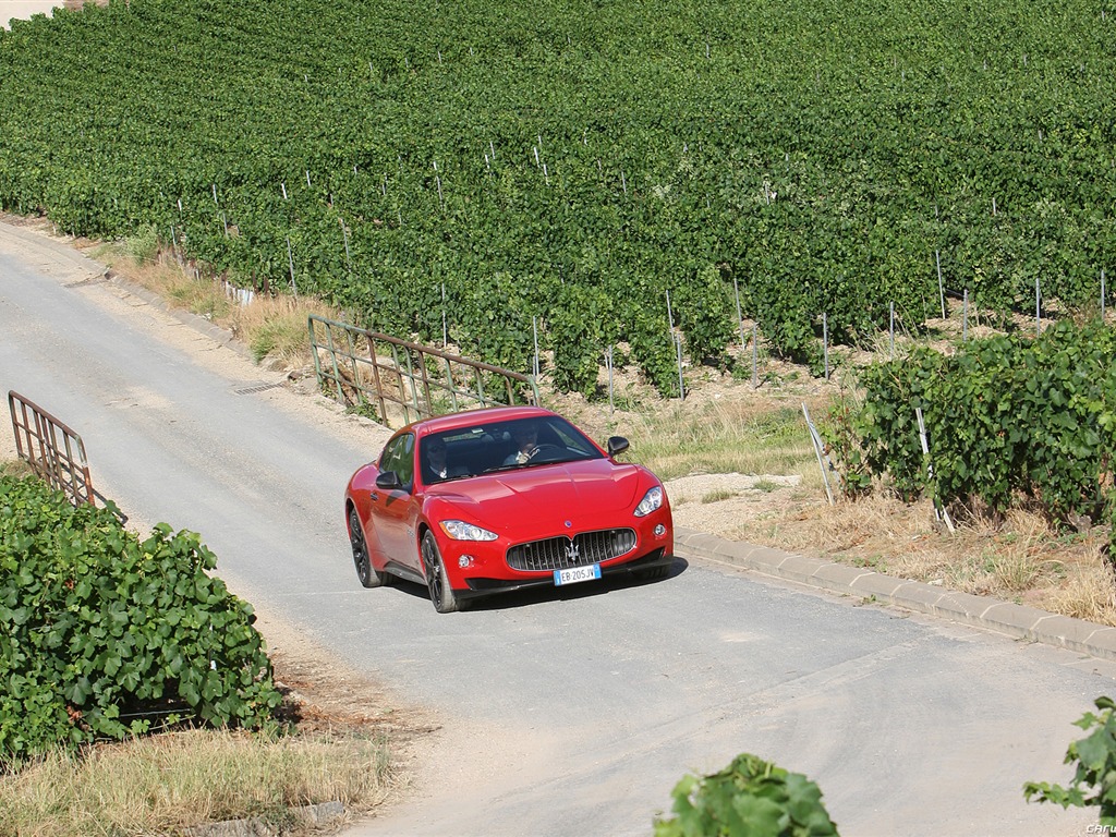 Maserati GranTurismo - 2010 HD обои #26 - 1024x768