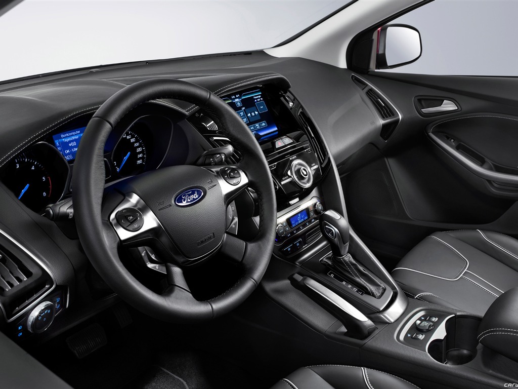 Ford Focus 5 portes à hayon - 2011 fonds d'écran HD #23 - 1024x768