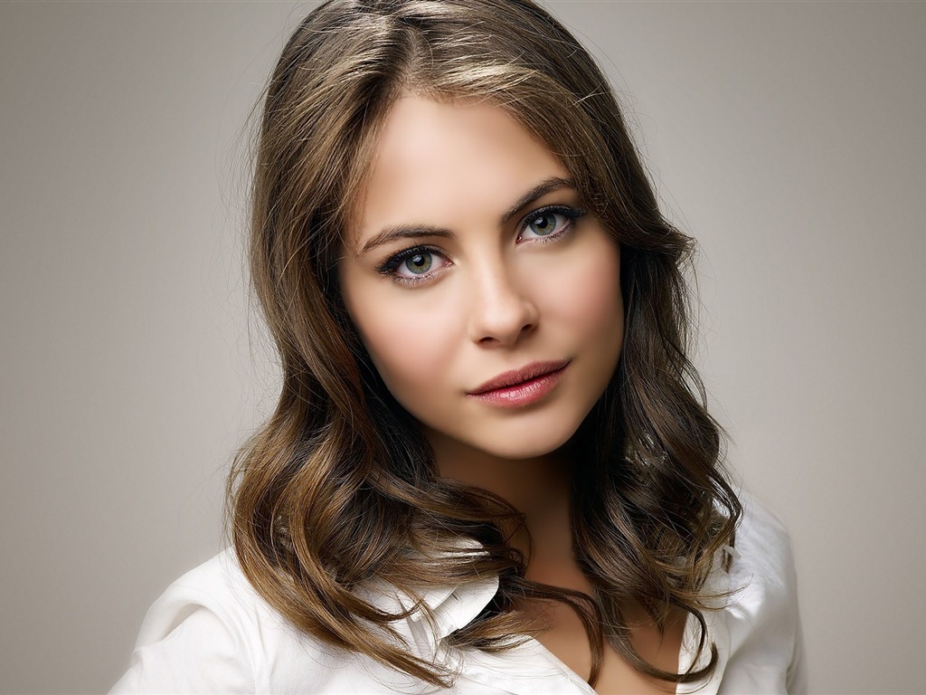 Willa Holland beautiful wallpaper #1 - 1024x768