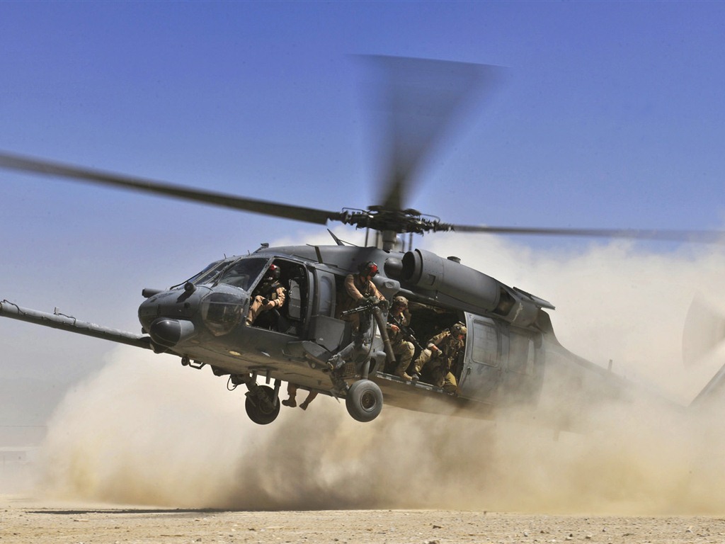 Военные вертолеты HD обои #18 - 1024x768