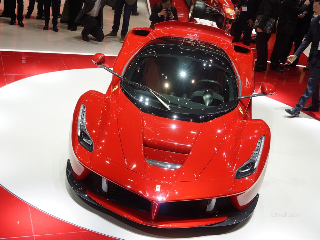 2013 Ferrari rouge LaFerrari supercar HD fonds d'écran #11 - 1024x768