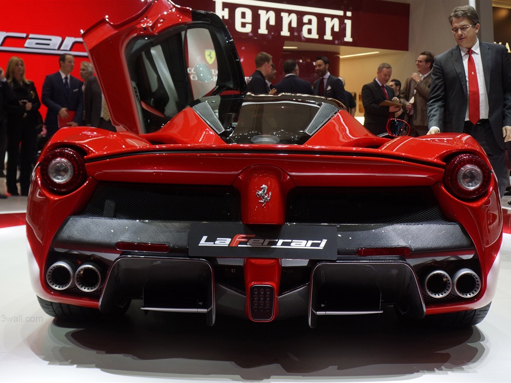 2013 Ferrari rouge LaFerrari supercar HD fonds d'écran #16 - 1024x768