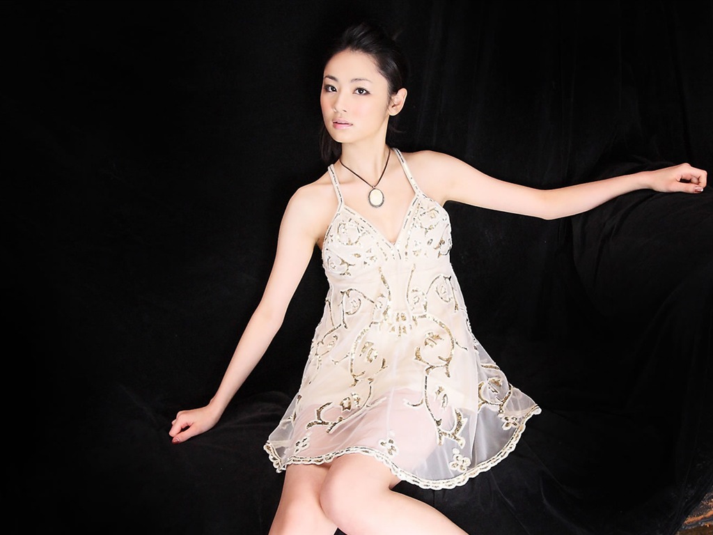 Tantan Hayashi actrice japonaise écran HD #2 - 1024x768