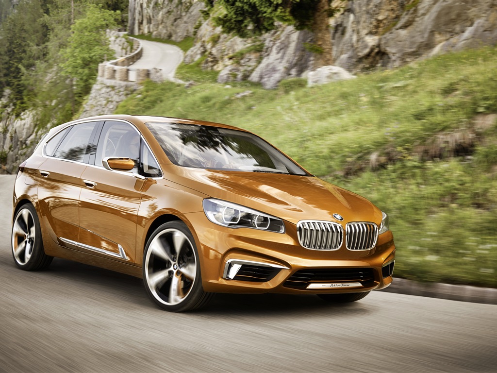 2013 BMW Concept activos Tourer fondos de pantalla de alta definición #1 - 1024x768