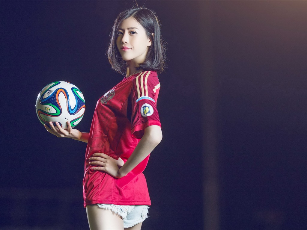 32 World Cup dresy, fotbalové dítě krásné dívky HD Tapety na plochu #26 - 1024x768