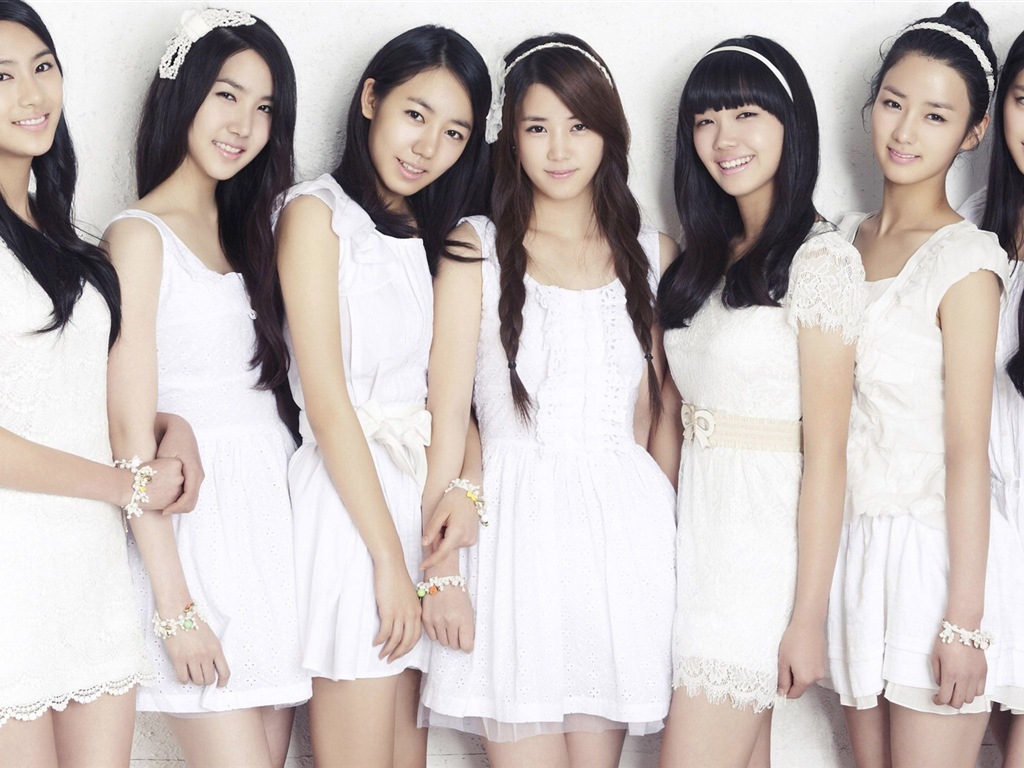 Korejský hudební dívčí skupina, růžové HD tapety na plochu #5 - 1024x768