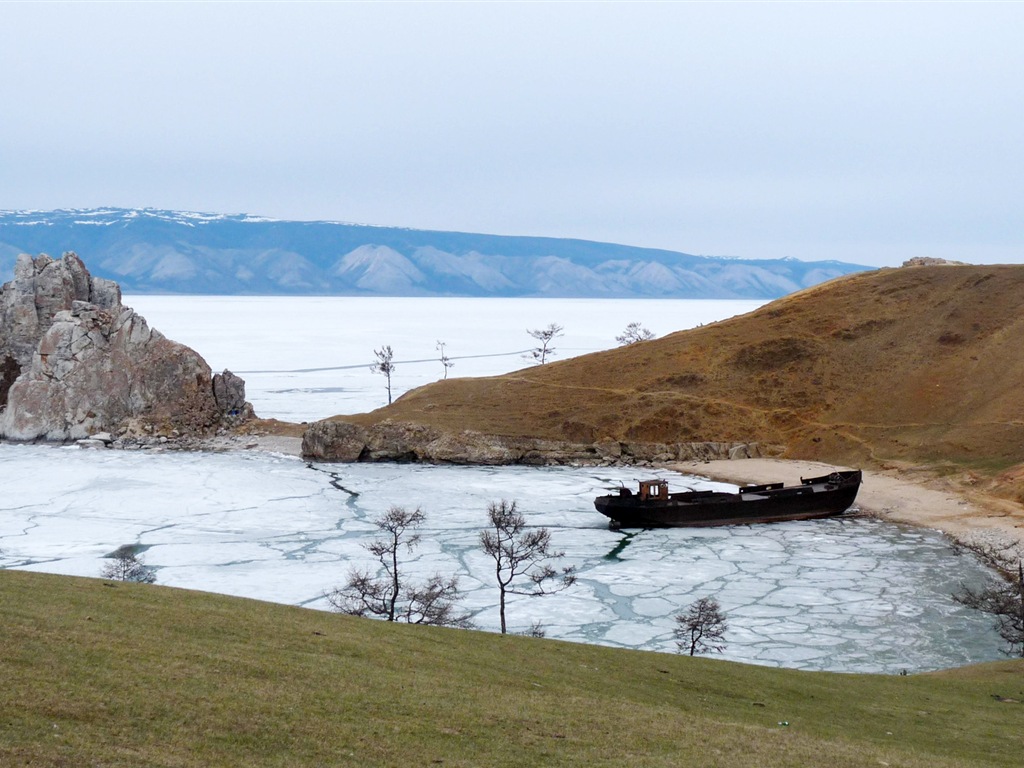 Озеро Байкал в России, декорации HD обои #19 - 1024x768