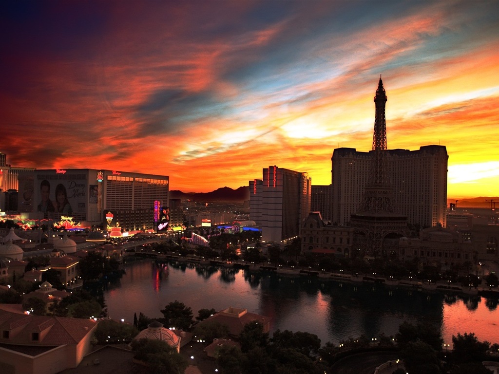 Krásný večer v Las Vegas HD tapety #5 - 1024x768