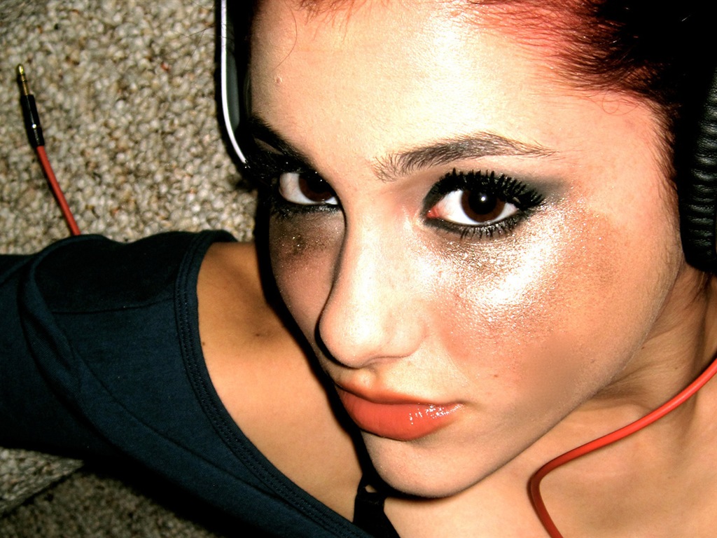 Ariana Grande HD tapety na plochu #5 - 1024x768